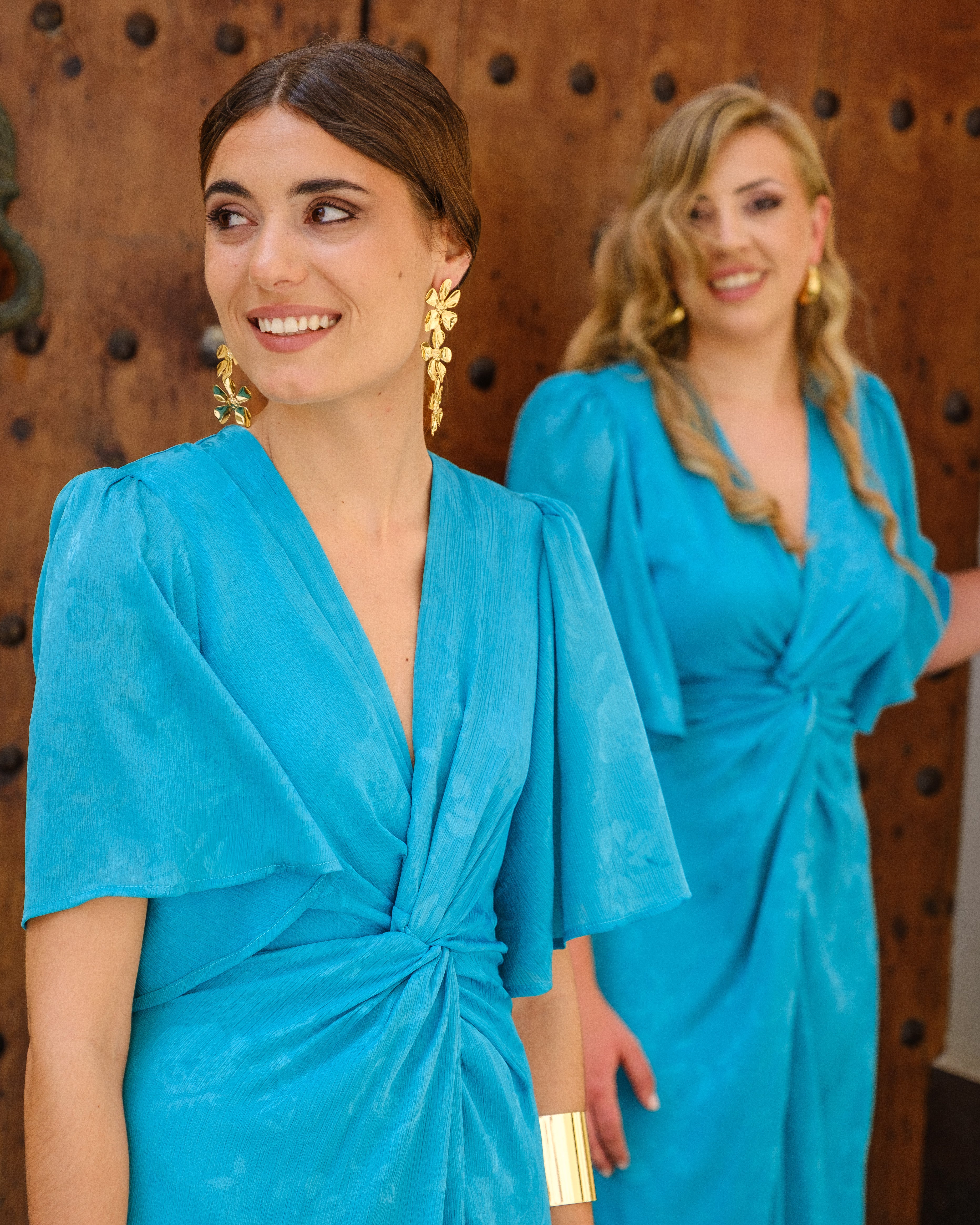 Vestido Carmesí Turquesa