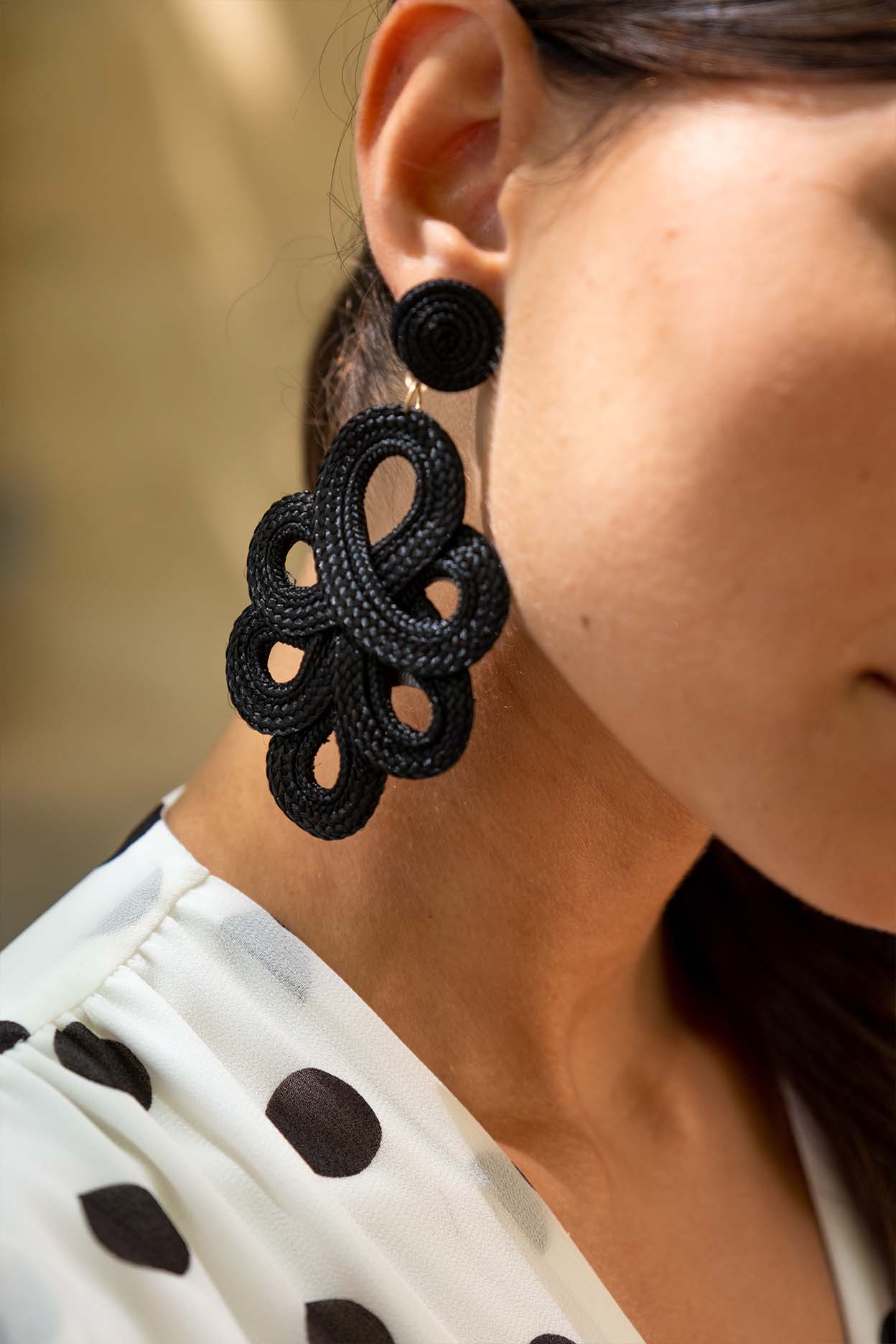Elizabeth Earring