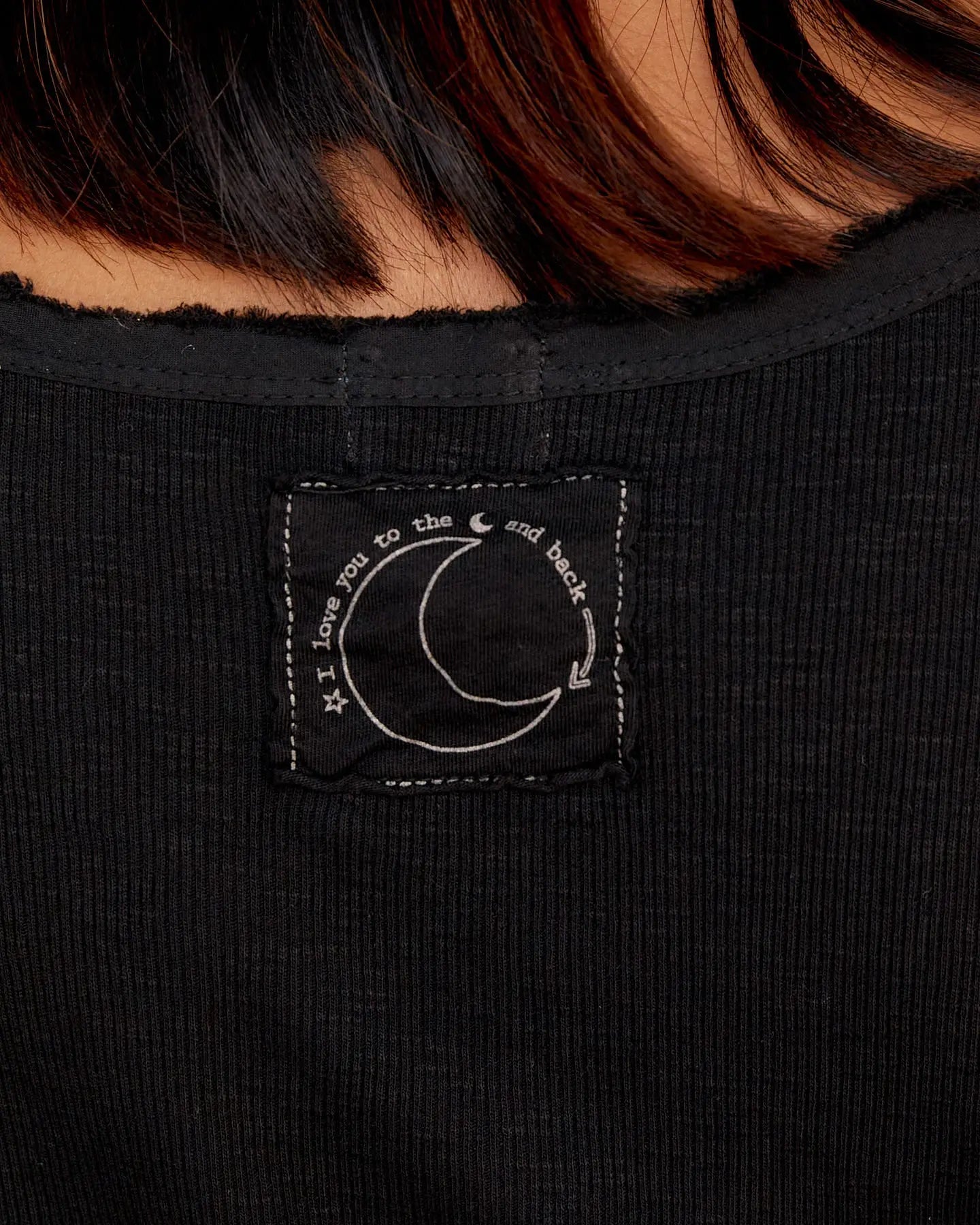 CAMISETA MOON NEGRA elvestidordecandela
