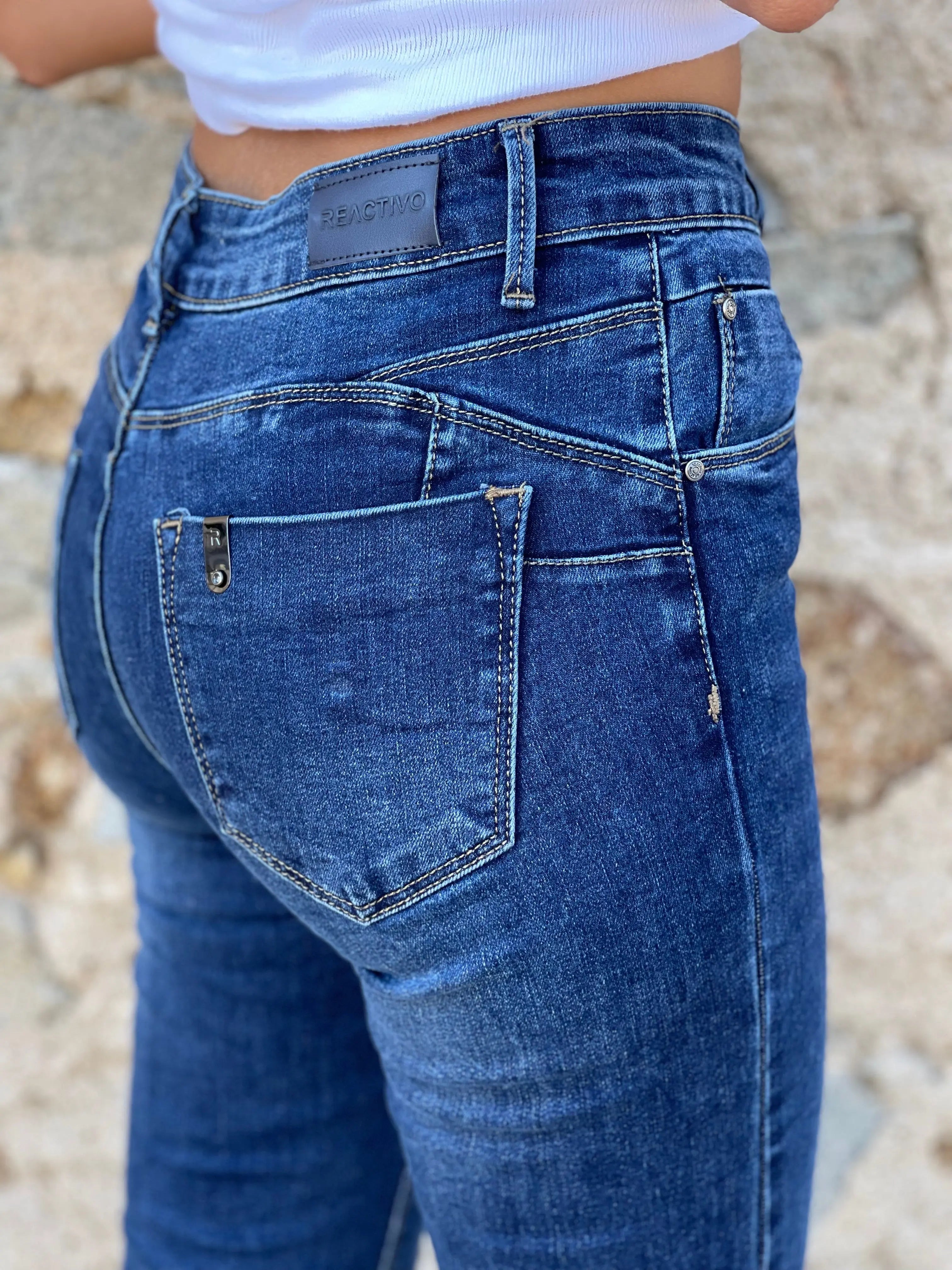 Jeans push-up azul elvestidordecandela