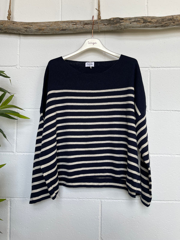 BROWN STRIPED OVERSIZE SWEATER