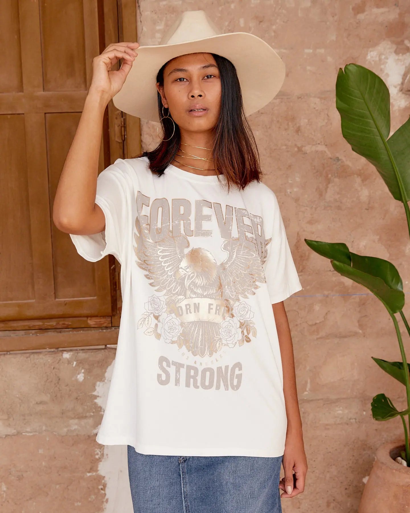 CAMISETA FOREVER STRONG BLANCA elvestidordecandela