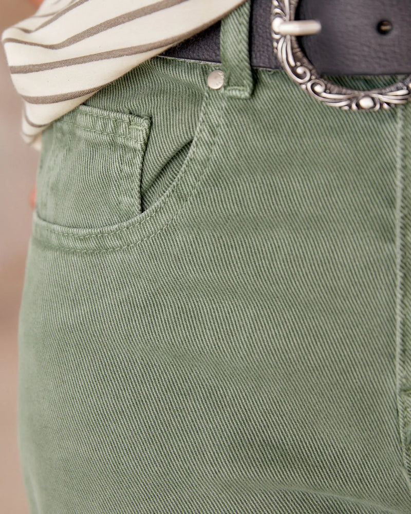 Jean sarga cropped pañuelo kaki elvestidordecandela
